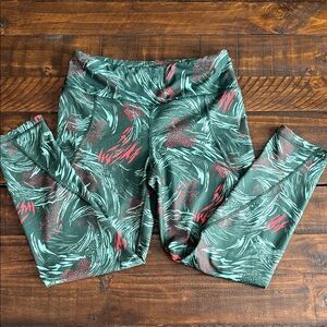 Patagonia Green and Red Leggings
